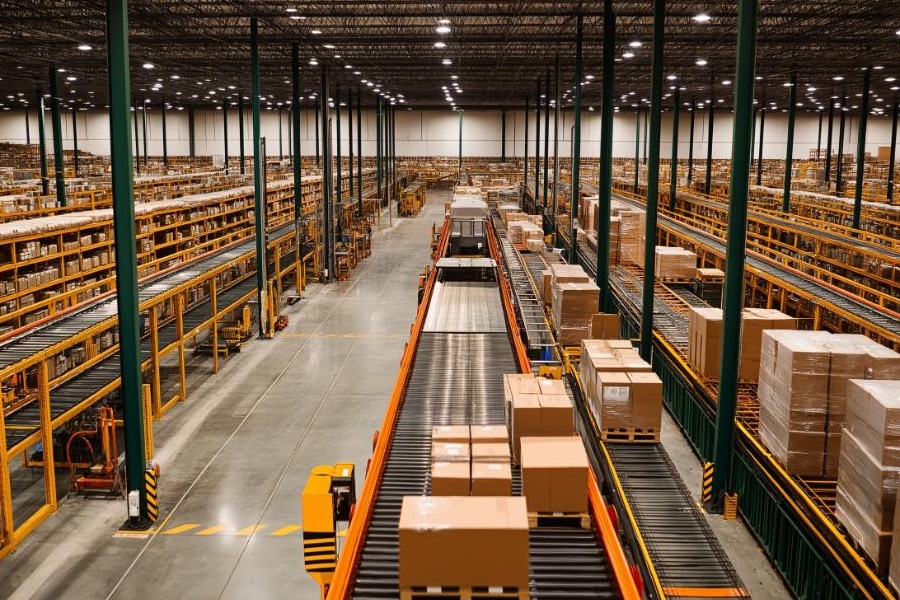 warehouse conveyor
